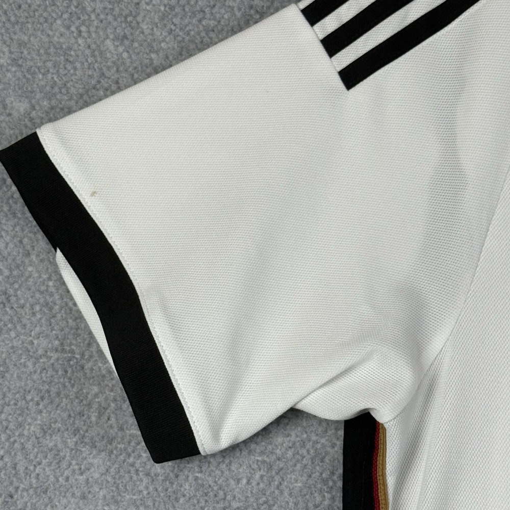 Adidas 2022 FIFA World Cup Germany White Black Soccer Jersey Shirt Size Large - Picture 4 of 6